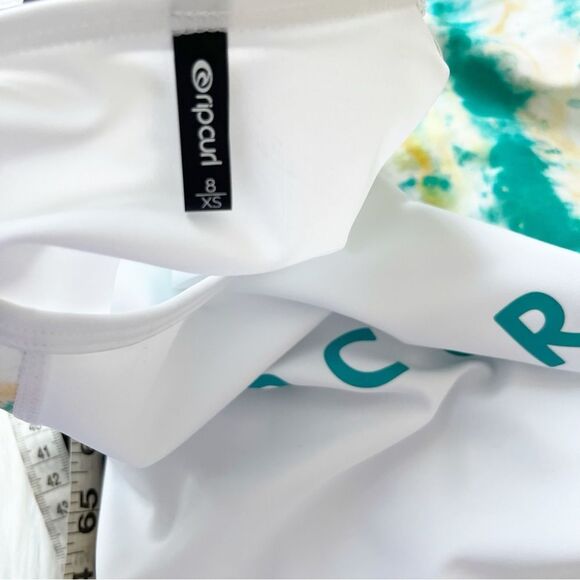 NWT Rip Curl NEW Summer Breeze Relaxed Short Sleeve Top Rashguard Resortwear XS - Picture 7 of 8